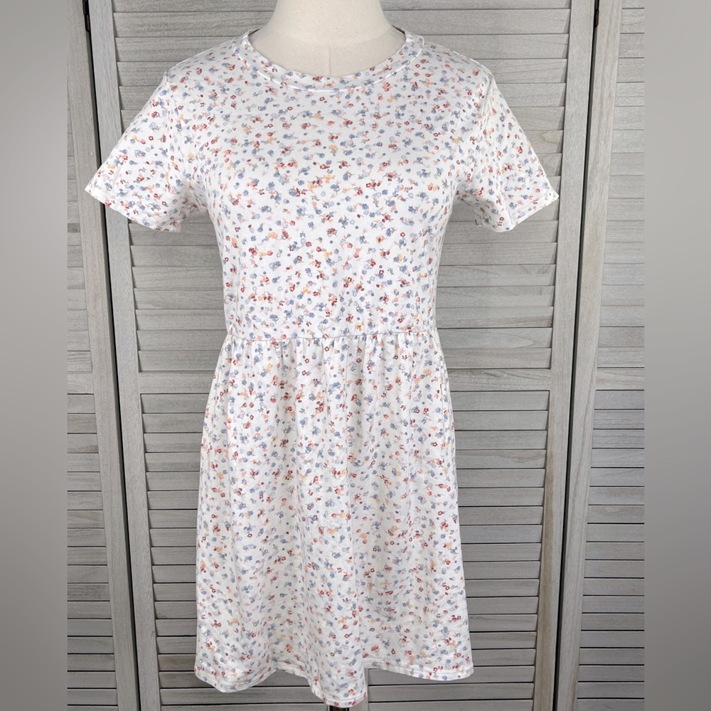 IVY & MAIN Cottage Floral Babydoll Mini Dress Pale Blue/Multi-Medium